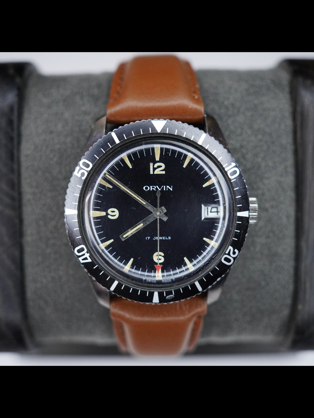 Vintage 1960s Orvin Diver For Sears Roebuck and Co. 17 Jewels Manual Men's Watch